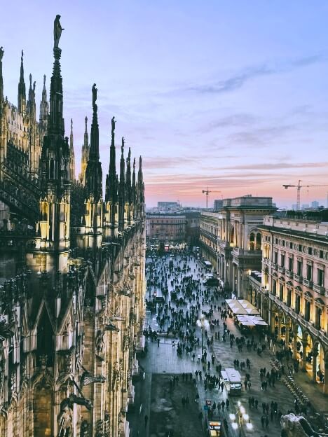Flights to Milan (MIL)