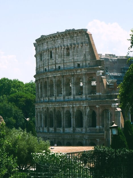 Flights to Rome (ROM)